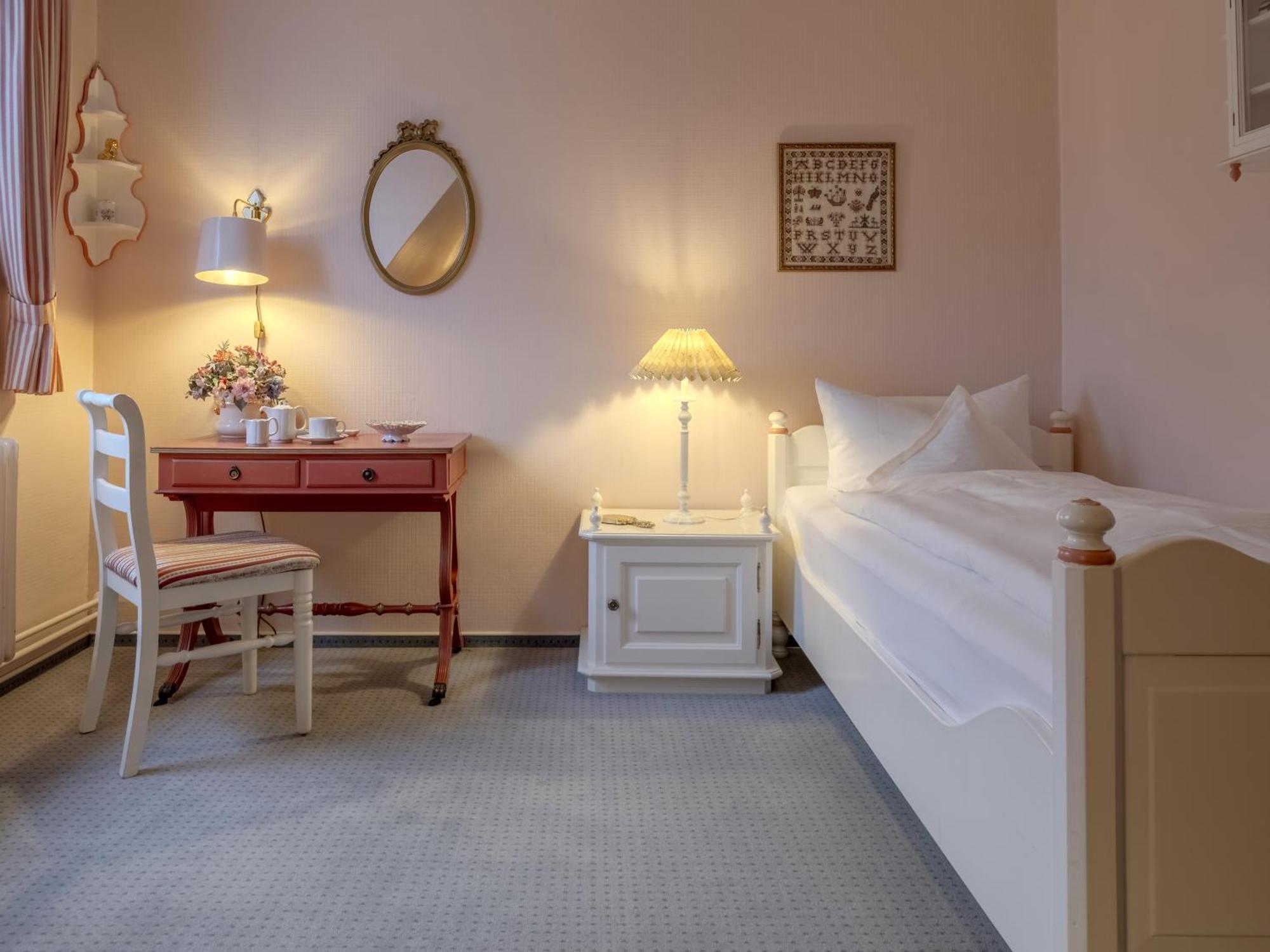 Hotel Wiesbaden Wenningstedt-Braderup  Kültér fotó